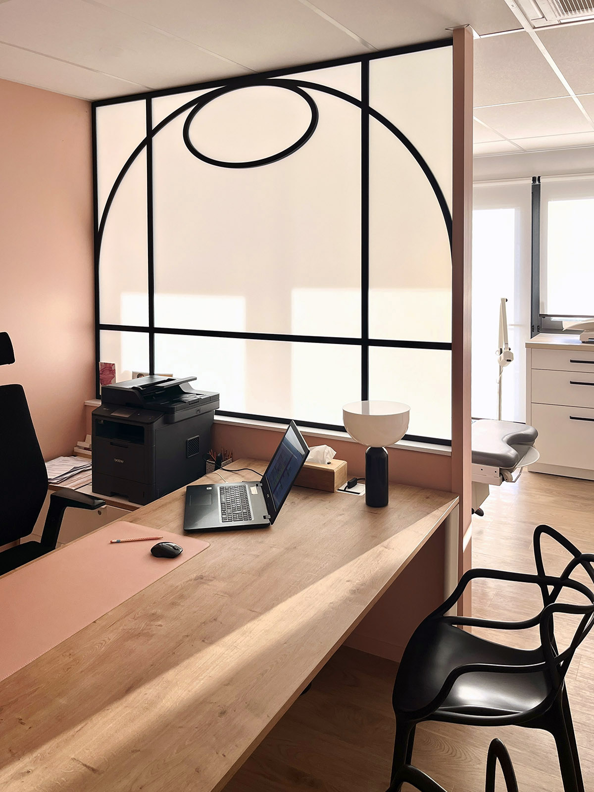 VERRIÈRE AVEC ELLIPSE EN ACIER SUR MESURE ARTMETA MEDICAL