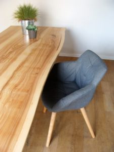 ARTMETA / table Aubier / 280 x 100 cm / frêne olivier + pied Noir