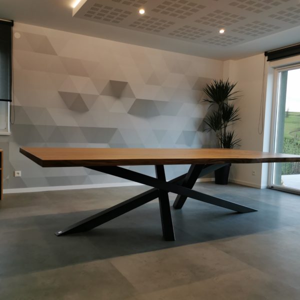 ARTMETA table mikado / 300 x 150 x H 75 cm / chêne naturel et pied noir