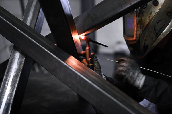 Atelier ARTMETA : Sylvain / Fabrication d'un pied Mikado en acier
