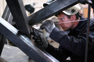 Atelier ARTMETA : Sylvain / Fabrication d'un pied Mikado en acier