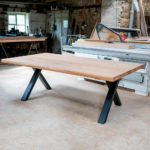 Table bois acier sur mesure Viking / Dimensions : 220 x 100 x H 75 cm / Chêne authentique et pieds Noir charbon / Fabrication sur mesure ARTMETA