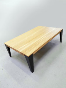 ARTMETA table basse ATELIER acier et bois massif