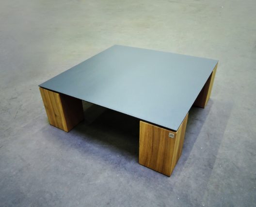 ARTMETA table basse contraste en acier et bois massif