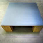ARTMETA table basse contraste en acier et bois massif
