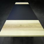 ARTMETA contraste table plateau acier et pieds bois massif