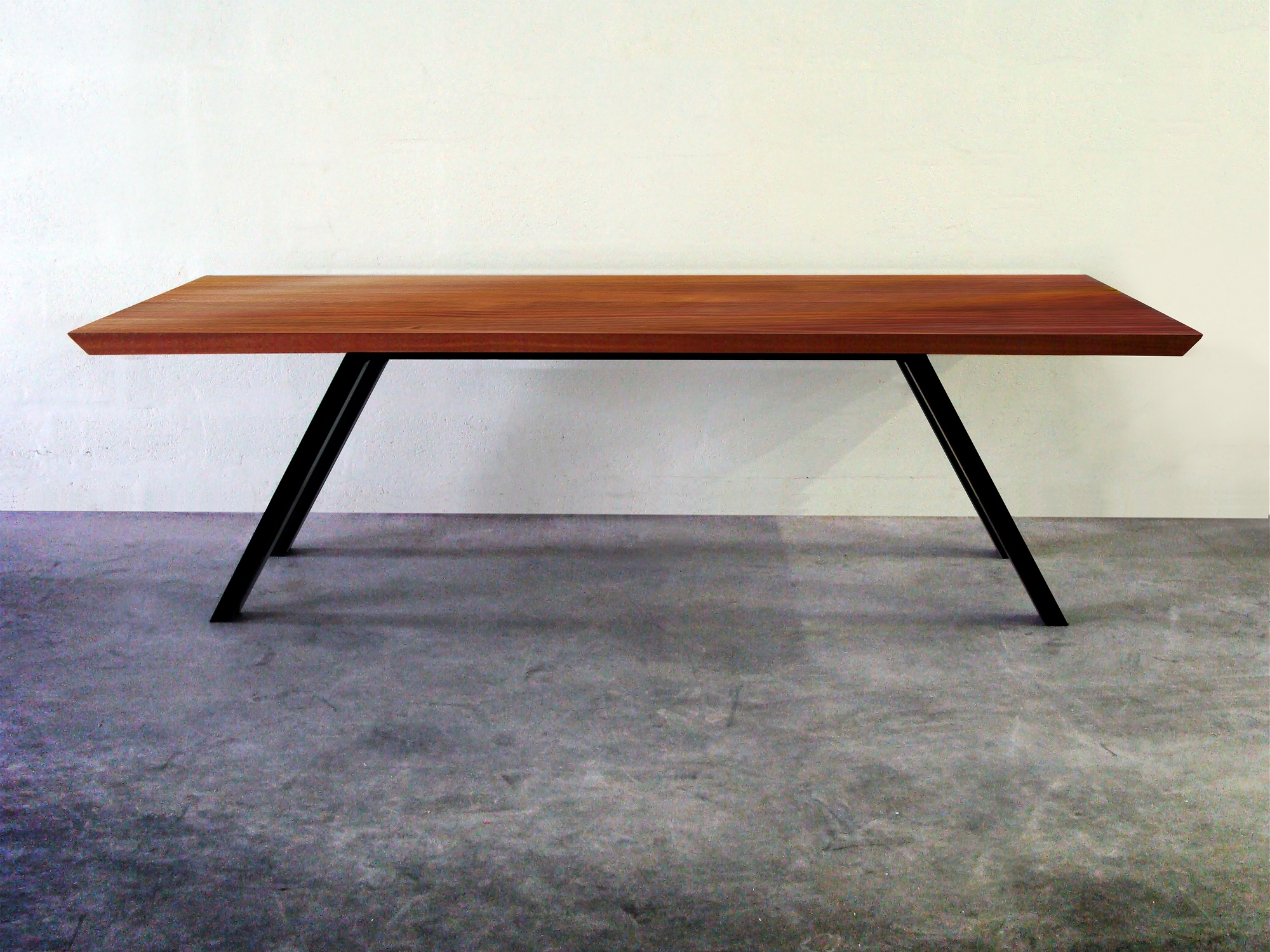 ARTMETA table élémentaire acier et bois massif