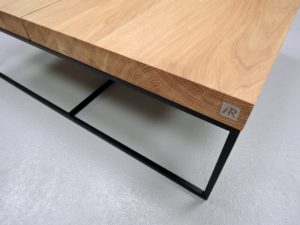 ARTMETA table basse aiguilles acier et bois de chêne massif