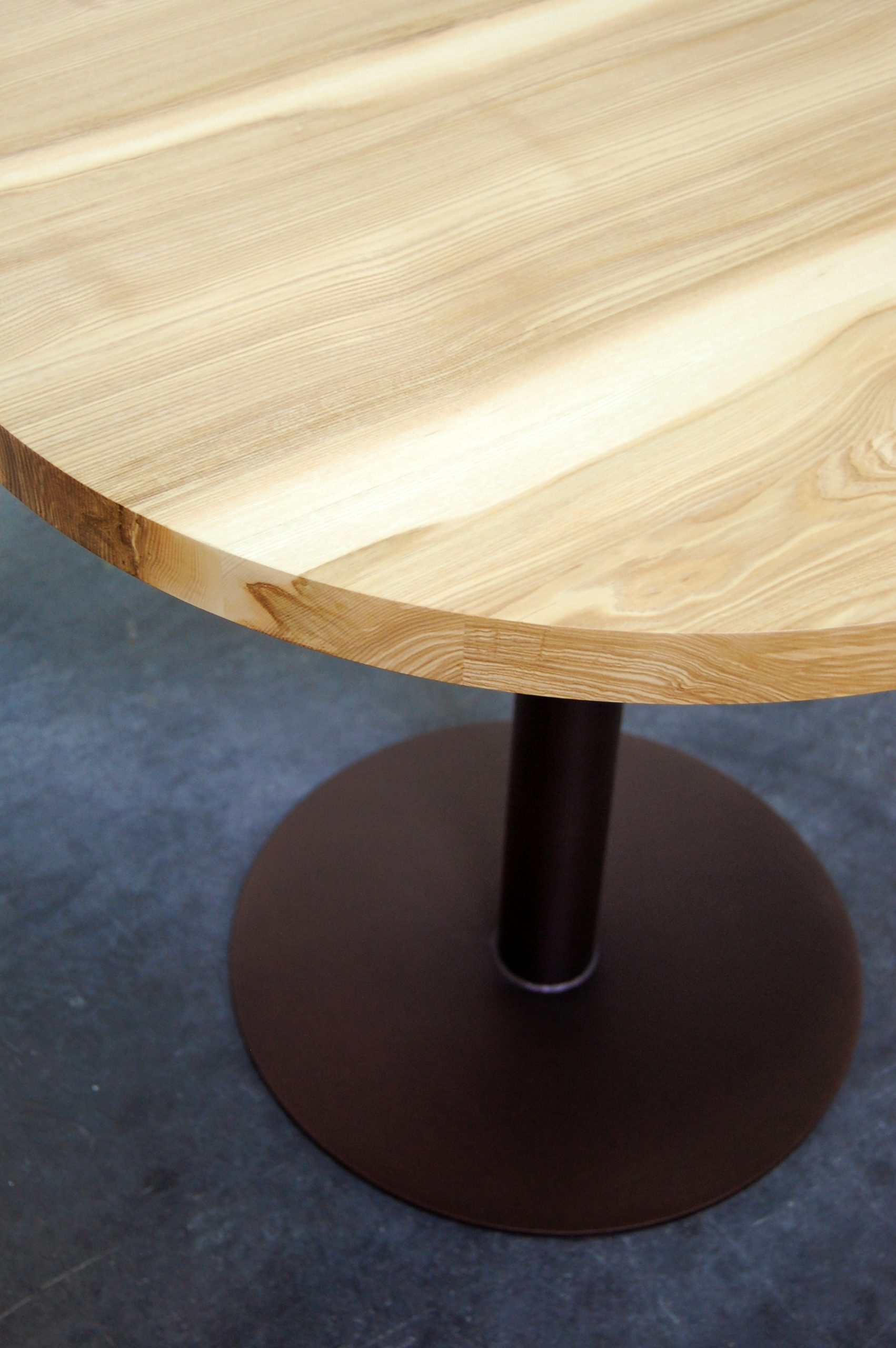 ARTMETA table bistrot ronde métal et bois massif