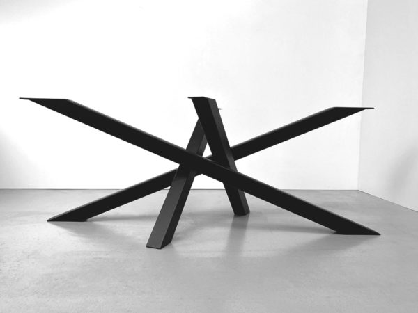 ARTMETA / pied de table metal Mikado sur mesure en acier