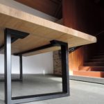 ARTMETA / table Urbaine / en acier et bois massif / fabrication artisanale française et sur mesure