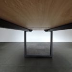 ARTMETA / table Urbaine / en acier et bois massif / fabrication artisanale française et sur mesure