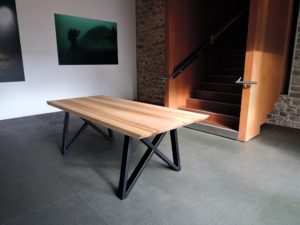 ARTMETA / table gentleman / en acier et bois massif / fabrication artisanale française sur mesure