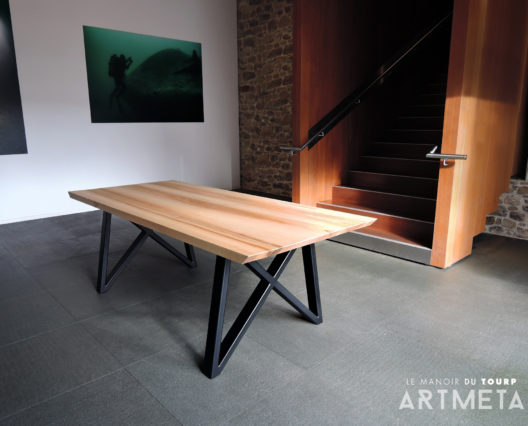 ARTMETA / table gentleman / en acier et bois massif / fabrication artisanale française sur mesure