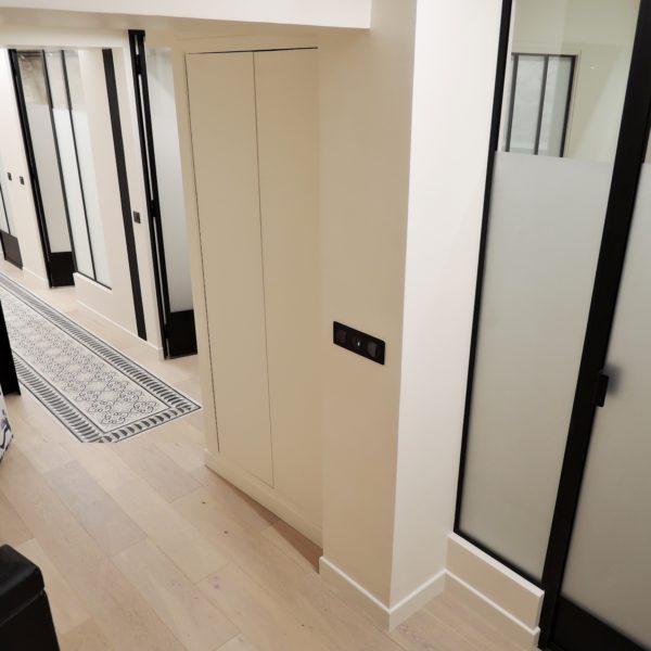 ARTMETA verrière intérieure en acier avec portes paris