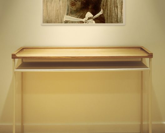 ARTMETA / console Vague en acier et bois massif sculpté