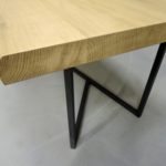 ARTMETA / table Empreinte sur mesure en acier et bois massif