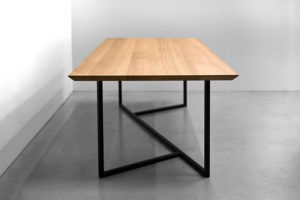 Table bois et metal modèle Empreinte ARTMETA / Fabrication artisanale et sur mesure