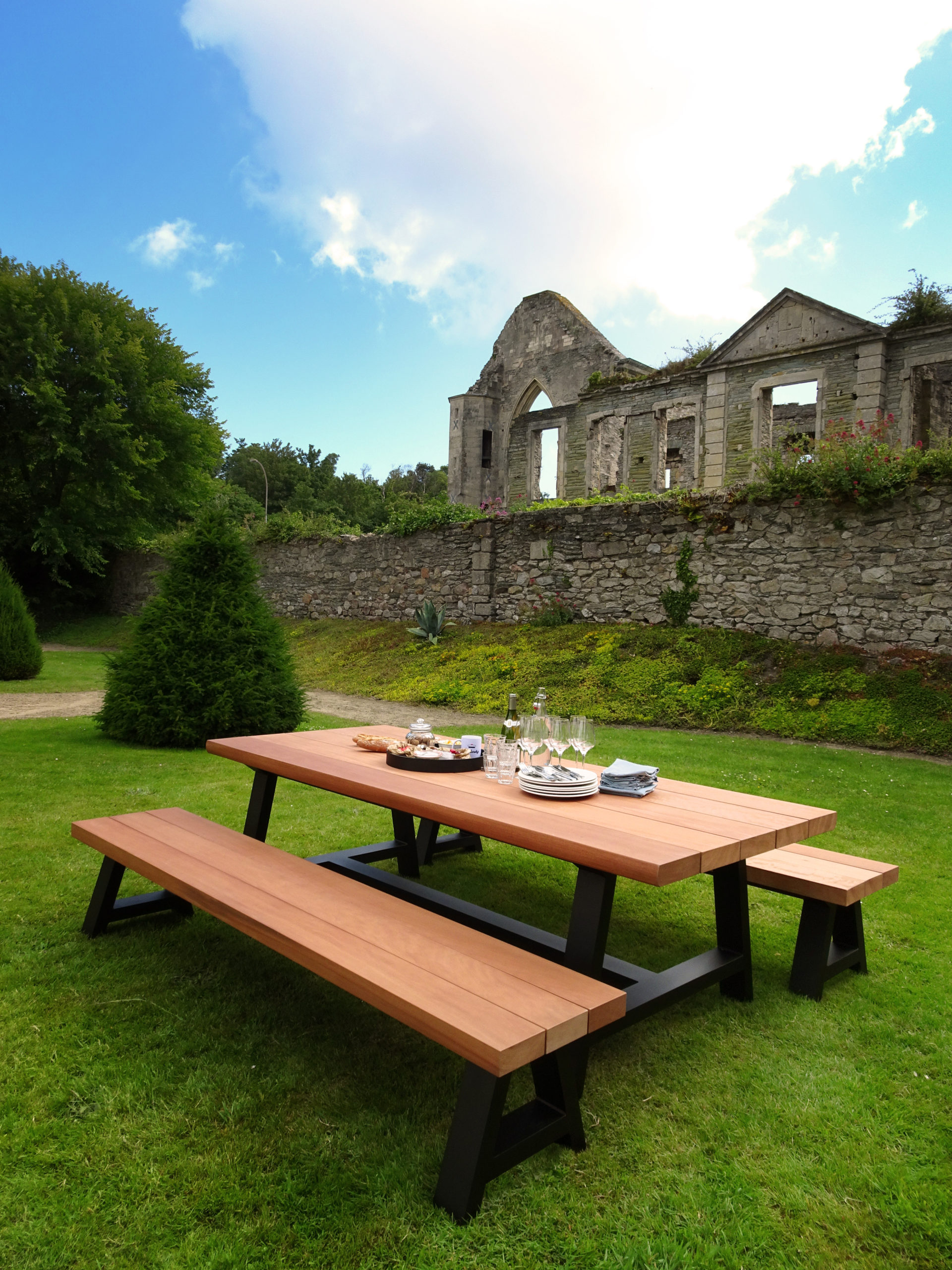 Table extérieure Printemps - Bois alu sur mesure artisanal