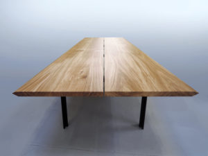 ARTMETA / table ALBATROS sur mesure en bois massif et piétement acier