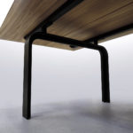ARTMETA / table ALBATROS sur mesure en bois massif et piétement acier