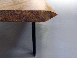 ARTMETA / table ALBATROS sur mesure en bois massif et piétement acier