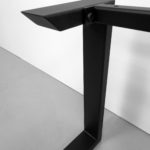 ARTMETA / pied U acier sur mesure / table Urbaine