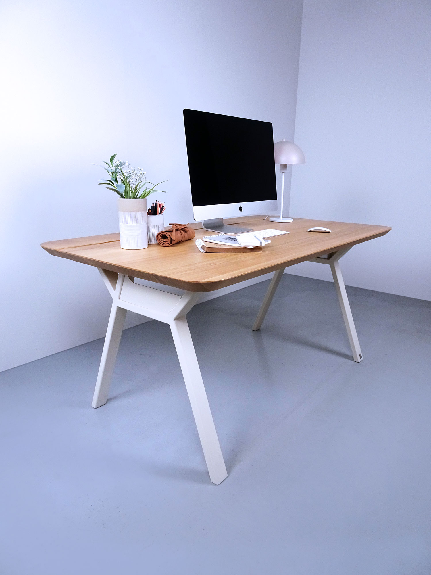 Bureaux & tables sur