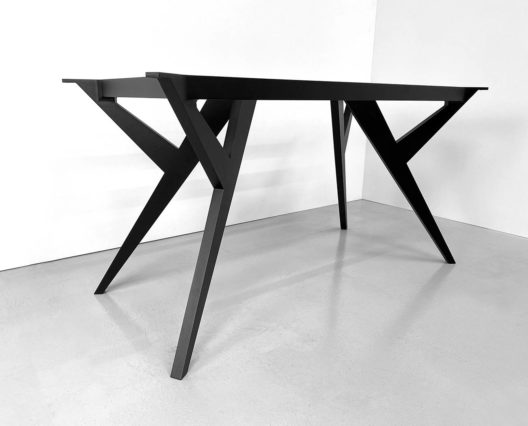 ARTMETA / pied de table "Ma Reine" sur mesure / Aluminium pleine masse