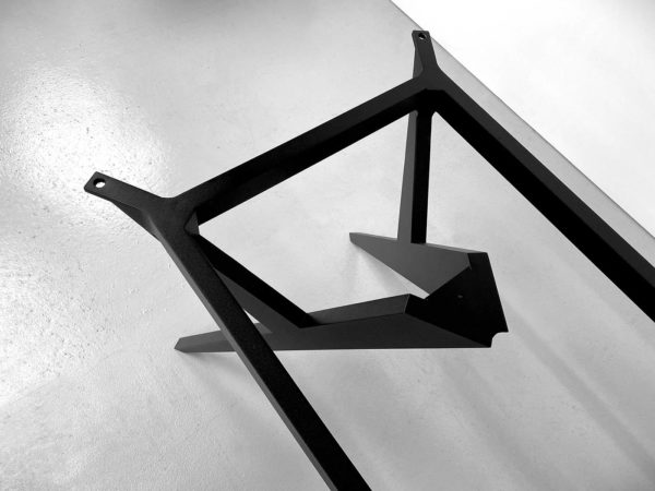 Pied de table "Ma Reine" sur mesure / Aluminium pleine masse / ARTMETA