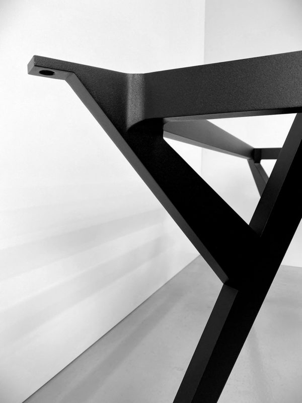 Pied de table "Ma Reine" sur mesure / Aluminium pleine masse / ARTMETA