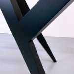 ARTMETA / Pied de table Ma Reine sur mesure en aluminium pleine masse