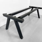 Pied de table Pi sur mesure en acier / Fabrication artisanale française par ARTMETA