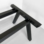 Pied de table Pi sur mesure en acier / Fabrication artisanale française par ARTMETA