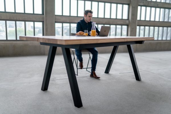 Table bois et metal Pi / 240 x 110 x H 90 cm / 2 Plateaux en chêne authentique massif et pied noir charbon / Fabrication sur mesure ARTMETA