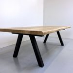 table à manger bois et métal / 240 x 120 x H 75 cm / chêne authentique et pied noir / ARTMETA