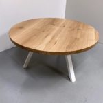 Table ronde bois et metal Delta / chêne authentique pied blanc / Diamètre 140 cm / ARTMETA