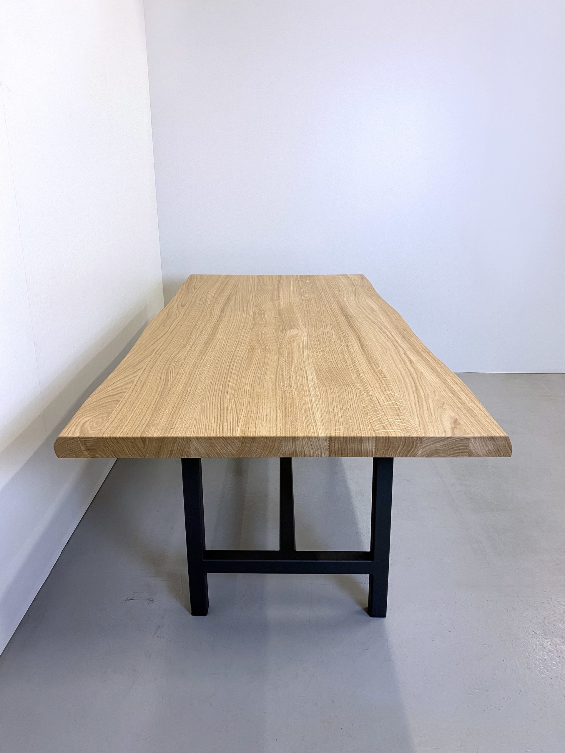 Table Campagne / bois massif et acier / fabrication sur mesure ARTMETA