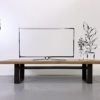 Banc tv Ruban / acier et bois massif / mobilier sur mesure / ARTMETA