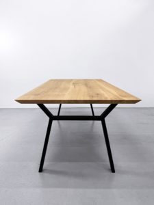 Table bois pied metal Hameau / 200 x 100 x H 75 cm / chêne authentique massif / fabrication sur mesure ARTMETA