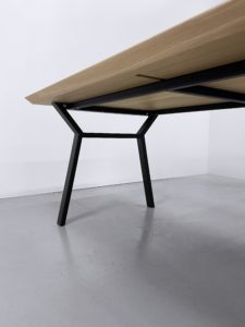 Table bois pied metal Hameau / 200 x 100 x H 75 cm / chêne authentique massif / fabrication sur mesure ARTMETA