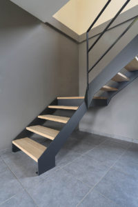 Escalier quart tournant avec palier bois et metal