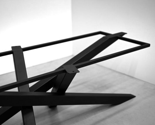 Pied de table Mikado en acier et sur mesure avec cadre (pour plateau fin) / Fabrication artisanale / ARTMETA