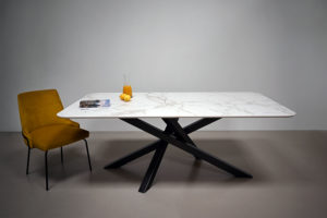 Table Mikado en céramique Dekton Entzo 20 mm / Dimensions x 200 x 110 x H 75 cm / Fabrication sur mesure ARTMETA