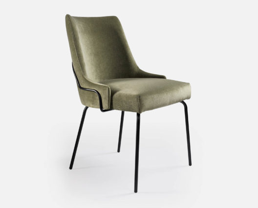 Chaise pied métal Cabourg / Tissu velours AquaClean couleur olive / Piétement finition métal noir