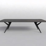 Table en céramique Dekton Kelya / modèle Ma reine / Dimensions : 280 x 110 x H 74 cm / Piétement en aluminium pleine masse / Fabrication artisanale et sur mesure ARTMETA