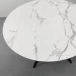 Plateau en céramique Dekton Aura / Epaisseur 20 mm / Bord biseauté avec arrondi sur l'arête supérieure