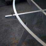 Pied de table pour plateau en marbre ovale / Étape fabrication
