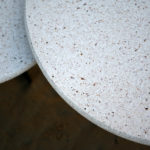 Duo tables basses coquillage en terrazzo OSTREA DESIGN