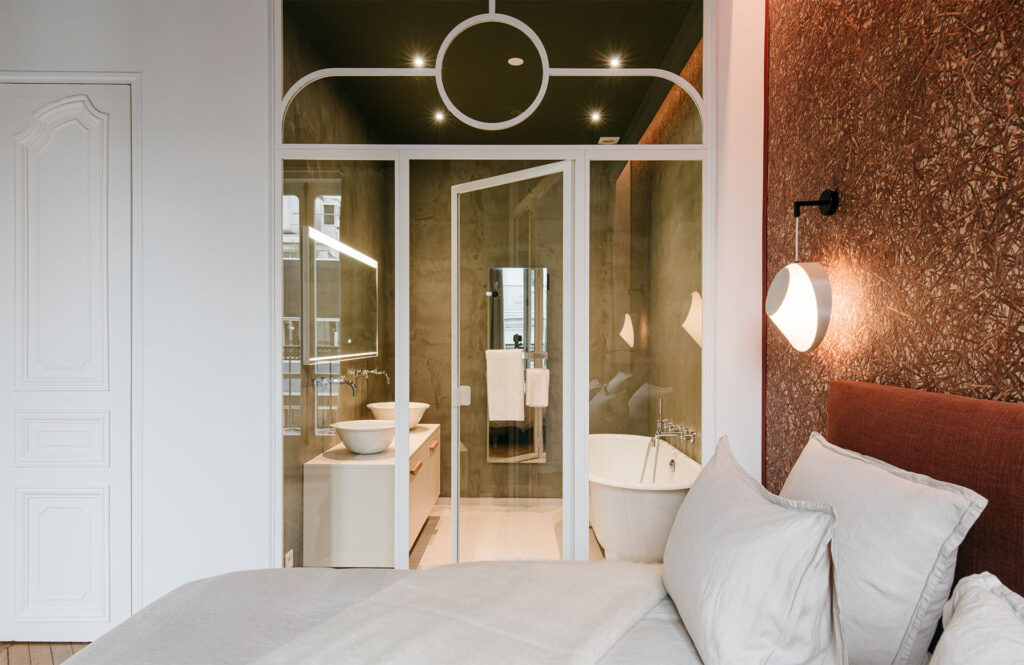 U.Design - verrière blanche avec porte